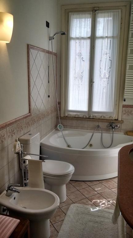 B&B Al Giardinetto Верона Экстерьер фото